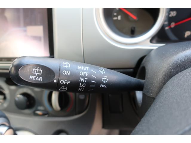 Ｒ１ プレミアムブラックリミテッド　ワンオーナー車　ＨＩＤヘッド研磨クリア塗装済　全車検東京スバル点検整備記録簿付　黒革／パールスエードコンビシート　黒革巻ハンドル＆シフトレバー　アルミペダル　純正１５ＡＷ　キーレス　カロッツェリアナビ（44枚目）