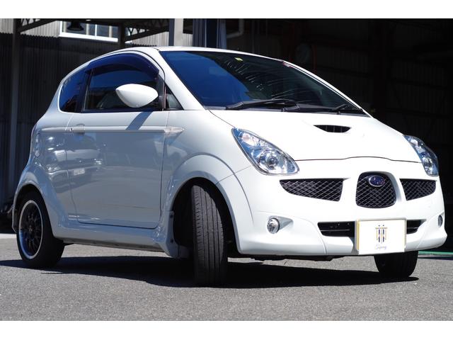 Ｒ１ プレミアムブラックリミテッド　５ＺＩＧＥＮマフラー　ビルシュタインアブソーバー＆ＲＳ－Ｒサスコイル　ＢＢＳ１５ｉｎｃｈアルミ　ＨＩＤヘッド　黒革／パールスエードコンビシート　オートエアコン　アルミペダル　革巻ハンドル＆シフトレバー（5枚目）