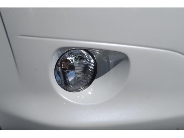 Ｒ１ プレミアムブラックリミテッド　５ＺＩＧＥＮマフラー　ビルシュタインアブソーバー＆ＲＳ－Ｒサスコイル　ＢＢＳ１５ｉｎｃｈアルミ　ＨＩＤヘッド　黒革／パールスエードコンビシート　オートエアコン　アルミペダル　革巻ハンドル＆シフトレバー（28枚目）