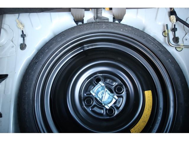 Ｒ１ プレミアムブラックリミテッド　Ｓ　４ＷＤ　スーパーチャージャー　ワンオーナー　７速ｉ－ＣＶＴ　ＨＩＤヘッド　黒革巻ステアリング＆シフトレバー　オートエアコン　純正１５ｉｎｃｈアルミ　スポーツアルミペダル　黒革／パールスエードシート（61枚目）