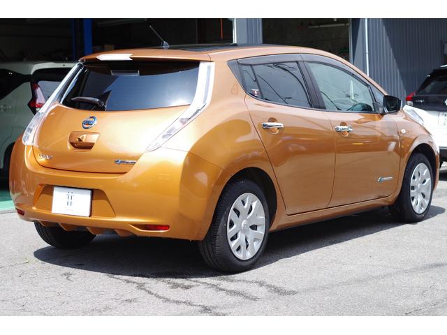 リーフ Ｓ（３０ｋｗｈ）　１１セグメント満充電１７７キロ表示　充電ケーブル付　ＬＥＤヘッド　前後全席シート＆ステアリングヒーター　純正ＯＰナビ／地デジＴＶ／Ｂｌｕｅｔｏｏｔｈ／ＣＤ／バックモニター／連動ドラレコ／ＥＴＣ　１オナ（8枚目）