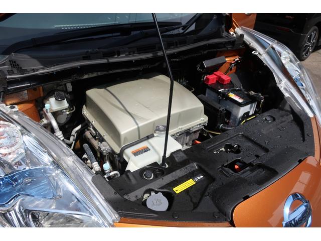 リーフ Ｓ（３０ｋｗｈ）　１１セグメント満充電１７７キロ表示　充電ケーブル付　ＬＥＤヘッド　前後全席シート＆ステアリングヒーター　純正ＯＰナビ／地デジＴＶ／Ｂｌｕｅｔｏｏｔｈ／ＣＤ／バックモニター／連動ドラレコ／ＥＴＣ　１オナ（46枚目）