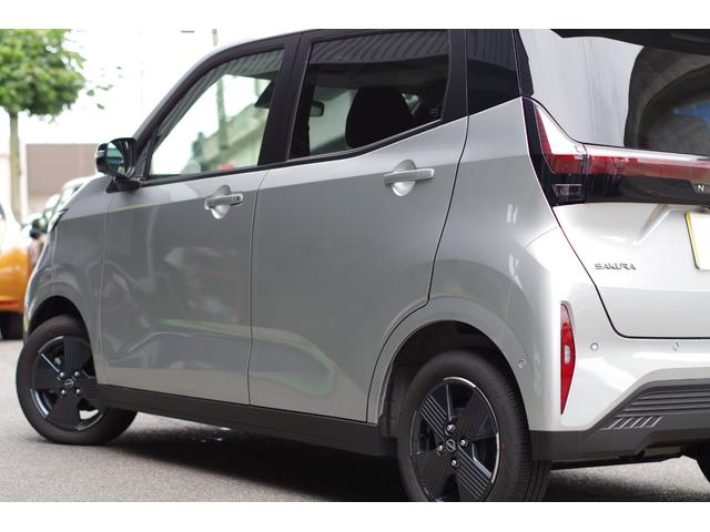 サクラ Ｘ　アラウンドビューモニター　純正９型ディスプレイオーディオ／Ｂｌｕｅｔｏｏｔｈ／ＡｐｐｌｅＣａｒＰｌａｙ／ＡｎｄｒｏｉｄＡｕｔｏ　ＨｉＬｏｗオートＬＥＤヘッド　充電ケーブル付　標識認識／ふらつき防止機能（12枚目）