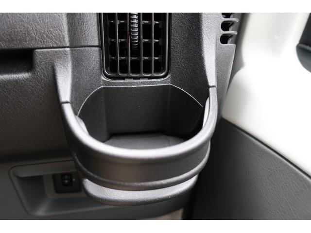 クリッパーＥＶ ４シーター　キーレスエントリーシステム＋プライバシーガラス＋リアアンダーミラー＋充電ＵＳＢポート＋急速充電機能（外部給電機能付）　エコモード　前席シートヒーター　充電ケーブル付　前後センサー　エマブレ　純正マット（49枚目）