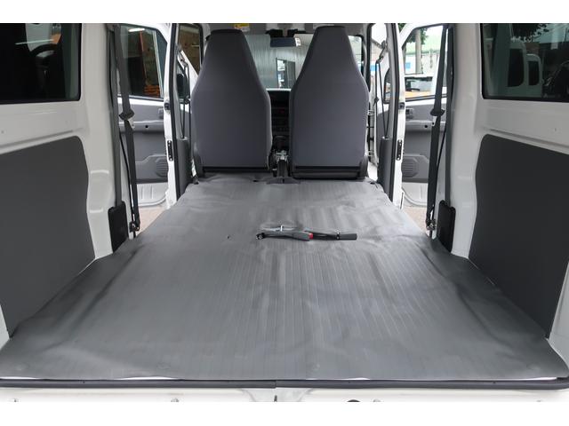 クリッパーＥＶ ４シーター　キーレスエントリーシステム＋プライバシーガラス＋リアアンダーミラー＋充電ＵＳＢポート＋急速充電機能（外部給電機能付）　エコモード　前席シートヒーター　充電ケーブル付　前後センサー　エマブレ　純正マット（65枚目）
