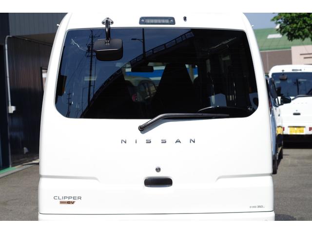 クリッパーＥＶ ４シーター　充電ケーブル　急速充電機能（外部給電機能付）キーレスエントリーシステム＋プライバシーガラス＋リアアンダーミラー＋充電ＵＳＢポート　衝突軽減ブレーキ　エコモード　前席シートヒーター　前後センサー　ＥＴＣ（18枚目）