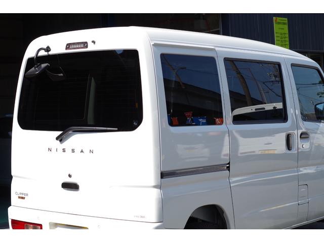 クリッパーＥＶ ４シーター　充電ケーブル　急速充電機能（外部給電機能付）キーレスエントリーシステム＋プライバシーガラス＋リアアンダーミラー＋充電ＵＳＢポート　衝突軽減ブレーキ　エコモード　前席シートヒーター　前後センサー　ＥＴＣ（19枚目）