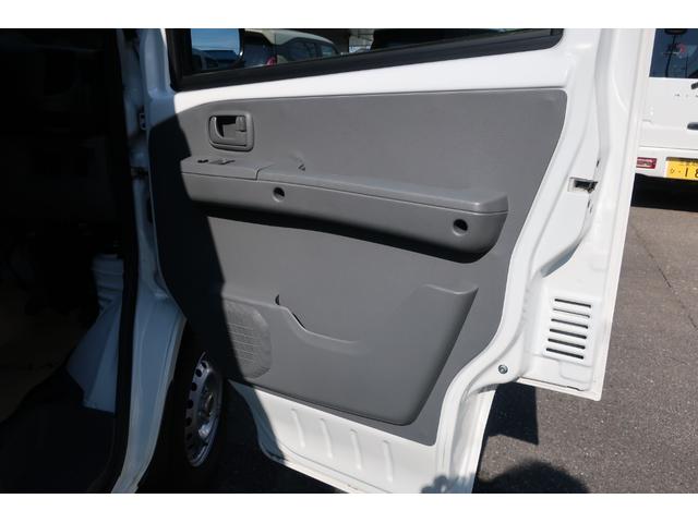 クリッパーＥＶ ４シーター　充電ケーブル　急速充電機能（外部給電機能付）キーレスエントリーシステム＋プライバシーガラス＋リアアンダーミラー＋充電ＵＳＢポート　衝突軽減ブレーキ　エコモード　前席シートヒーター　前後センサー　ＥＴＣ（59枚目）