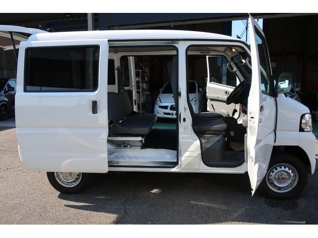 クリッパーＥＶ ４シーター　充電ケーブル　急速充電機能（外部給電機能付）キーレスエントリーシステム＋プライバシーガラス＋リアアンダーミラー＋充電ＵＳＢポート　衝突軽減ブレーキ　エコモード　前席シートヒーター　前後センサー　ＥＴＣ（79枚目）