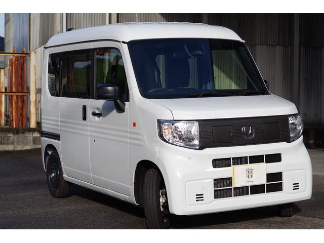 Ｎ－ＶＡＮ ｅ： ｅ：　Ｌ４　純正８型ディスプレイオーディオ／Ｂｌｕｅｔｏｏｔｈ／ＡｐｐｌｅＣａｒＰｌａｙ／ＵＳＢ／バックモニター　スマートキー２個　ホンダセンシング　ホンダコネクト　アダプティブクルーズ　シートヒーター　急速充電（5枚目）