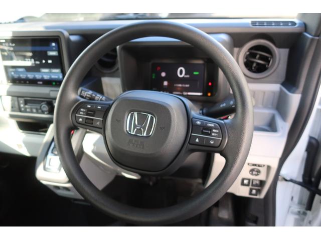 Ｎ－ＶＡＮ ｅ： ｅ：　Ｌ４　純正８型ディスプレイオーディオ／Ｂｌｕｅｔｏｏｔｈ／ＡｐｐｌｅＣａｒＰｌａｙ／ＵＳＢ／バックモニター　スマートキー２個　ホンダセンシング　ホンダコネクト　アダプティブクルーズ　シートヒーター　急速充電（7枚目）