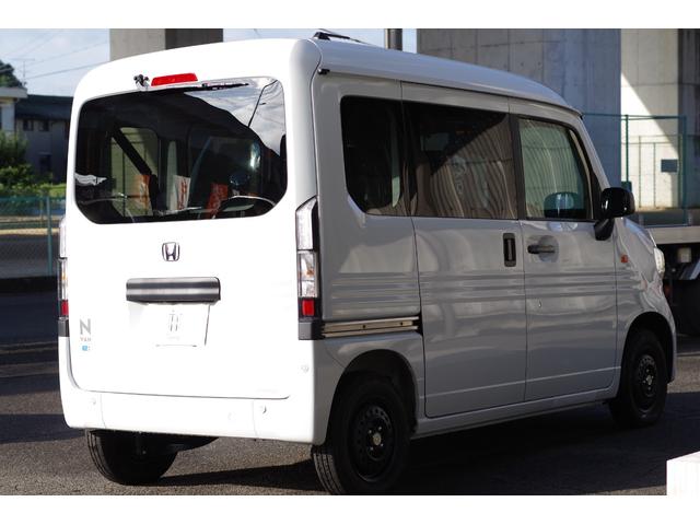 Ｎ－ＶＡＮ ｅ： ｅ：　Ｌ４　純正８型ディスプレイオーディオ／Ｂｌｕｅｔｏｏｔｈ／ＡｐｐｌｅＣａｒＰｌａｙ／ＵＳＢ／バックモニター　スマートキー２個　ホンダセンシング　ホンダコネクト　アダプティブクルーズ　シートヒーター　急速充電（16枚目）