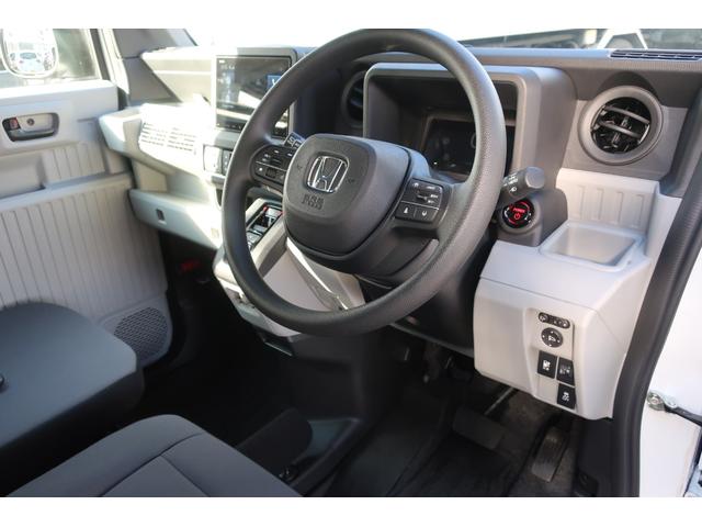 Ｎ－ＶＡＮ ｅ： ｅ：　Ｌ４　純正８型ディスプレイオーディオ／Ｂｌｕｅｔｏｏｔｈ／ＡｐｐｌｅＣａｒＰｌａｙ／ＵＳＢ／バックモニター　スマートキー２個　ホンダセンシング　ホンダコネクト　アダプティブクルーズ　シートヒーター　急速充電（42枚目）