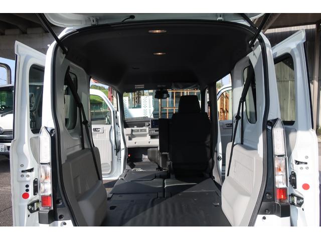 Ｎ－ＶＡＮ ｅ： ｅ：　Ｌ４　純正８型ディスプレイオーディオ／Ｂｌｕｅｔｏｏｔｈ／ＡｐｐｌｅＣａｒＰｌａｙ／ＵＳＢ／バックモニター　スマートキー２個　ホンダセンシング　ホンダコネクト　アダプティブクルーズ　シートヒーター　急速充電（67枚目）