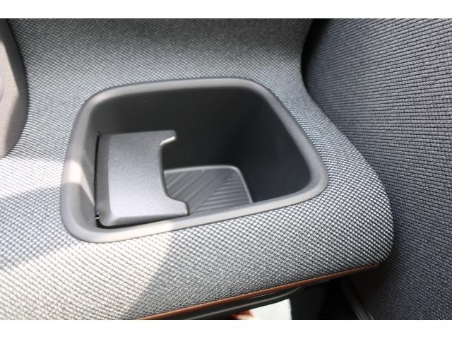 サクラ Ｘ　アラウンドビューモニター／９型純正ナビ／Ｂｌｕｅｔｏｏｔｈ／フルセグ／ＤＶＤ／ＣＤ　インテリキー２個　充電ケーブル付　ＨｉＬｏｗオートＬＥＤヘッド　標識認識／車線逸脱／衝突軽減ブレーキ／踏み間違い防止（28枚目）