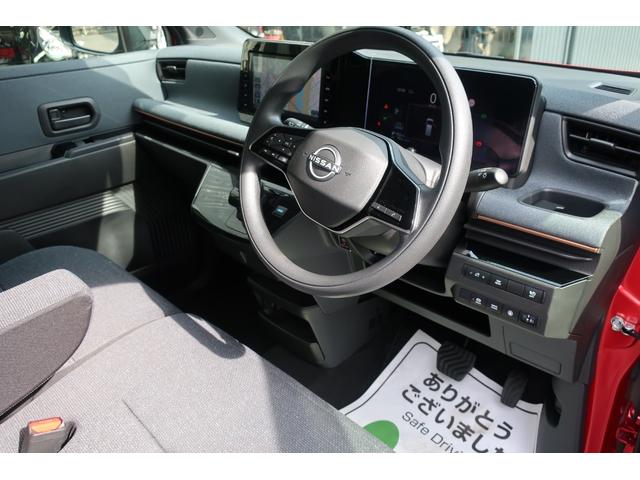 サクラ Ｘ　アラウンドビューモニター／９型純正ナビ／Ｂｌｕｅｔｏｏｔｈ／フルセグ／ＤＶＤ／ＣＤ　インテリキー２個　充電ケーブル付　ＨｉＬｏｗオートＬＥＤヘッド　標識認識／車線逸脱／衝突軽減ブレーキ／踏み間違い防止（53枚目）