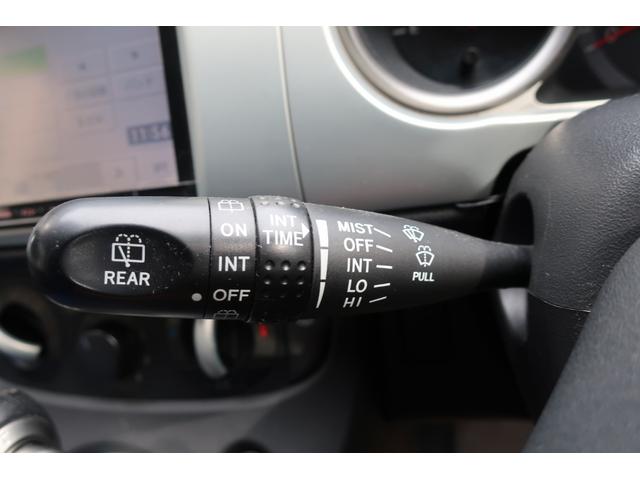 Ｒ２ カスタムタイプＳ　Ｓ　ＨＩＤヘッド研磨クリア塗装　ＷＲブルー同色全塗装　ＳＴｉマフラー　カロッツェリアナビ／フルセグ／Ｂｌｕｅｔｏｏｔｈ／ＤＶＤ／ＣＤ／ＥＴＣ／バックモニター　純正グレー１５ＡＷ　キーレス２個　間欠ワイパー（25枚目）