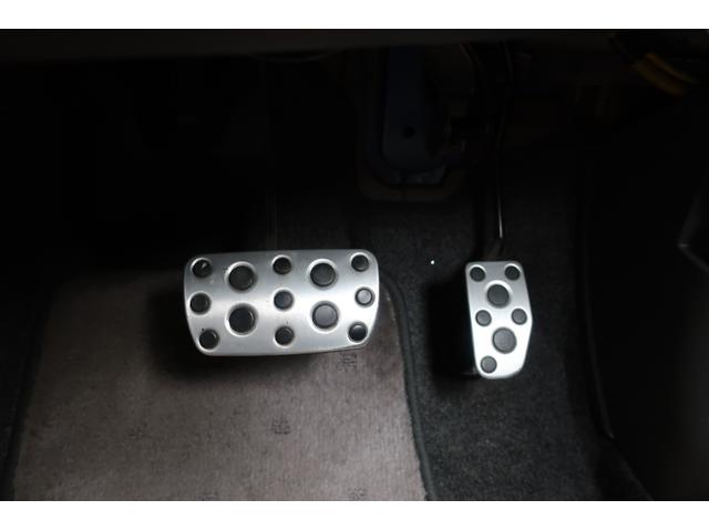 Ｒ２ カスタムタイプＳ　Ｓ　ＨＩＤヘッド研磨クリア塗装　ＷＲブルー同色全塗装　ＳＴｉマフラー　カロッツェリアナビ／フルセグ／Ｂｌｕｅｔｏｏｔｈ／ＤＶＤ／ＣＤ／ＥＴＣ／バックモニター　純正グレー１５ＡＷ　キーレス２個　間欠ワイパー（27枚目）