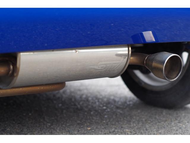 Ｒ２ カスタムタイプＳ　Ｓ　ＨＩＤヘッド研磨クリア塗装　ＷＲブルー同色全塗装　ＳＴｉマフラー　カロッツェリアナビ／フルセグ／Ｂｌｕｅｔｏｏｔｈ／ＤＶＤ／ＣＤ／ＥＴＣ／バックモニター　純正グレー１５ＡＷ　キーレス２個　間欠ワイパー（30枚目）