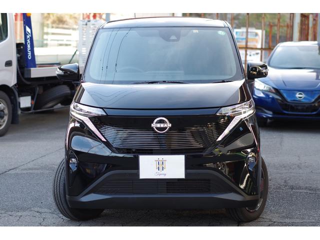 サクラ Ｘ　寒冷地仕様／前席シート＆ステアリングヒーター＆リアヒーター　アラウンドビューモニター　９型ＳＤナビ／フルセグＴＶ／Ｂｌｕｅｔｏｏｔｈ／ＤＶＤ／ＣＤ　ＬＥＤヘッド＆フォグ　インテリキー２個　充電ケーブル（4枚目）