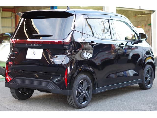 サクラ Ｘ　寒冷地仕様／前席シート＆ステアリングヒーター＆リアヒーター　アラウンドビューモニター　９型ＳＤナビ／フルセグＴＶ／Ｂｌｕｅｔｏｏｔｈ／ＤＶＤ／ＣＤ　ＬＥＤヘッド＆フォグ　インテリキー２個　充電ケーブル（15枚目）