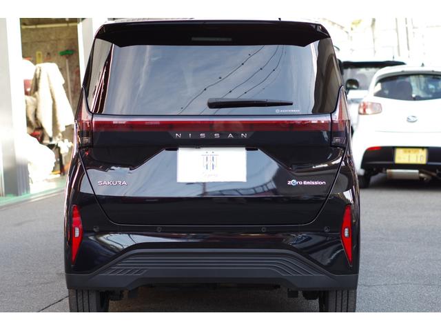 サクラ Ｘ　寒冷地仕様／前席シート＆ステアリングヒーター＆リアヒーター　アラウンドビューモニター　９型ＳＤナビ／フルセグＴＶ／Ｂｌｕｅｔｏｏｔｈ／ＤＶＤ／ＣＤ　ＬＥＤヘッド＆フォグ　インテリキー２個　充電ケーブル（16枚目）