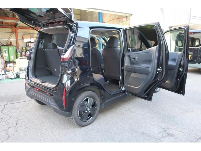 サクラ Ｘ　寒冷地仕様／前席シート＆ステアリングヒーター＆リアヒーター　アラウンドビューモニター　９型ＳＤナビ／フルセグＴＶ／Ｂｌｕｅｔｏｏｔｈ／ＤＶＤ／ＣＤ　ＬＥＤヘッド＆フォグ　インテリキー２個　充電ケーブル（80枚目）