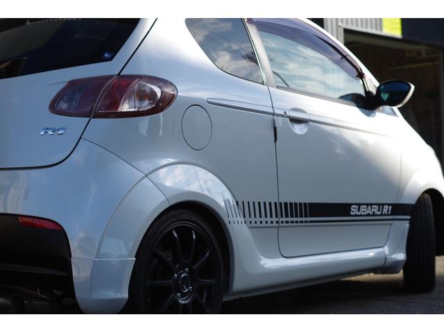 Ｒ１ プレミアムブラックリミテッド　４ＷＤ　パドルシフト　クスコ車高調　ＳＳＲ１６ＡＷ　藤壺マフラー　ＣＡＲＢＩＮＧストラットタワーバー＆リアバランスバー　カーボン調ルーフ　ＨＩＤヘッド研磨クリア塗装　Ｈ２７〜Ｒ７車検時点検記録簿付（30枚目）