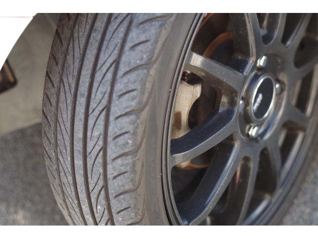 Ｒ１ プレミアムブラックリミテッド　４ＷＤ　パドルシフト　クスコ車高調　ＳＳＲ１６ＡＷ　藤壺マフラー　ＣＡＲＢＩＮＧストラットタワーバー＆リアバランスバー　カーボン調ルーフ　ＨＩＤヘッド研磨クリア塗装　Ｈ２７〜Ｒ７車検時点検記録簿付（55枚目）