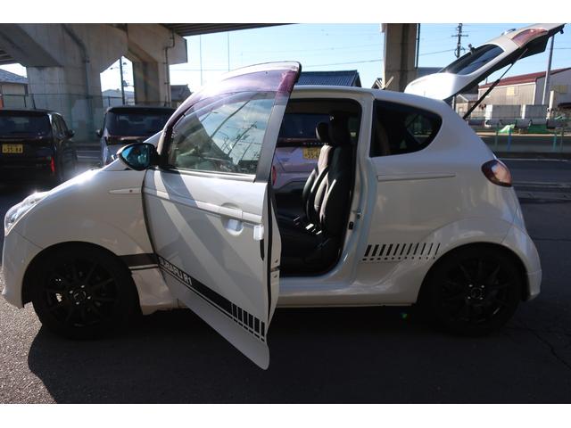 Ｒ１ プレミアムブラックリミテッド　４ＷＤ　パドルシフト　クスコ車高調　ＳＳＲ１６ＡＷ　藤壺マフラー　ＣＡＲＢＩＮＧストラットタワーバー＆リアバランスバー　カーボン調ルーフ　ＨＩＤヘッド研磨クリア塗装　Ｈ２７〜Ｒ７車検時点検記録簿付（74枚目）