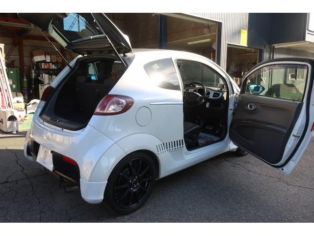 Ｒ１ プレミアムブラックリミテッド　４ＷＤ　パドルシフト　クスコ車高調　ＳＳＲ１６ＡＷ　藤壺マフラー　ＣＡＲＢＩＮＧストラットタワーバー＆リアバランスバー　カーボン調ルーフ　ＨＩＤヘッド研磨クリア塗装　Ｈ２７〜Ｒ７車検時点検記録簿付（77枚目）