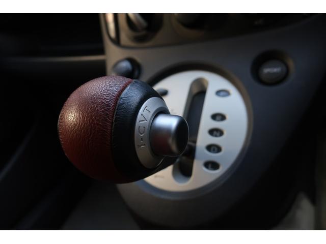 Ｒ２ タイプＳ　ワンオーナー　ＨＩＤヘッド研磨クリア塗装　ナビ／地デジ／ＤＶＤ／ＣＤ／ＥＴＣ　オートエアコン　スポーツアルミペダル　キーレス　革巻ハンドル＆シフトレバー　タイミングベルト＆ウォーターポンプ交換納車（17枚目）