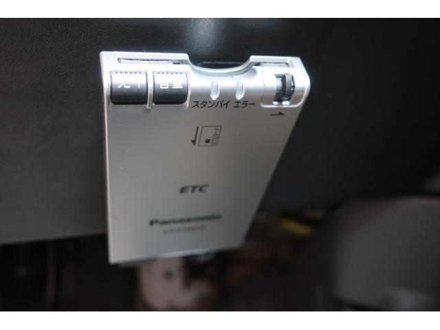 Ｒ２ タイプＳ　ワンオーナー　ＨＩＤヘッド研磨クリア塗装　ナビ／地デジ／ＤＶＤ／ＣＤ／ＥＴＣ　オートエアコン　スポーツアルミペダル　キーレス　革巻ハンドル＆シフトレバー　タイミングベルト＆ウォーターポンプ交換納車（26枚目）