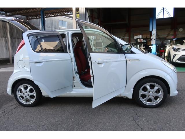 Ｒ２ タイプＳ　ワンオーナー　ＨＩＤヘッド研磨クリア塗装　ナビ／地デジ／ＤＶＤ／ＣＤ／ＥＴＣ　オートエアコン　スポーツアルミペダル　キーレス　革巻ハンドル＆シフトレバー　タイミングベルト＆ウォーターポンプ交換納車（77枚目）