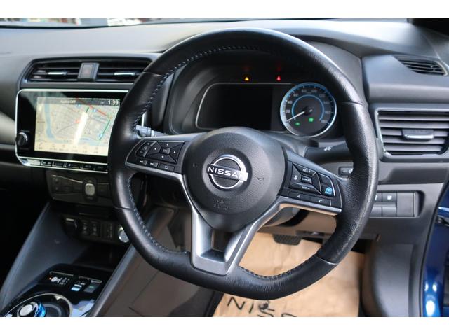 リーフ Ｘ　Ｖセレクション　ワンオーナープロパイロット　アラウンドビューＭ　コネクトナビ／フルセグＴＶ／Ｂｌｕｅｔｏｏｔｈ／ミラーリング／ＨＤＭＩ／ＵＳＢ／ＥＴＣ２．０　インテリキー２個　寒冷地仕様／全席シート＆ハンドルヒーター（11枚目）