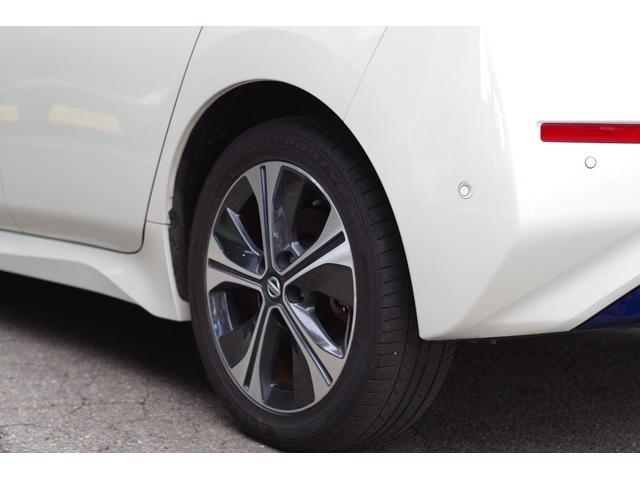 リーフ Ｇ　本革シート　ＢＯＳＥサウンド＋７スピーカー　ＬＥＤヘッド＆フォグ　プロパイロット　アラウンドビューモニター　コネクトナビ／地デジ／Ｂｌｕｅｔｏｏｔｈ／ＨＤＭＩ／ＥＴＣ２．０　ＢＳＭ　衝突軽減ブレーキ（52枚目）