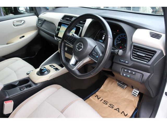 リーフ Ｇ　本革シート　ＢＯＳＥサウンド＋７スピーカー　ＬＥＤヘッド＆フォグ　プロパイロット　アラウンドビューモニター　コネクトナビ／地デジ／Ｂｌｕｅｔｏｏｔｈ／ＨＤＭＩ／ＥＴＣ２．０　ＢＳＭ　衝突軽減ブレーキ（57枚目）