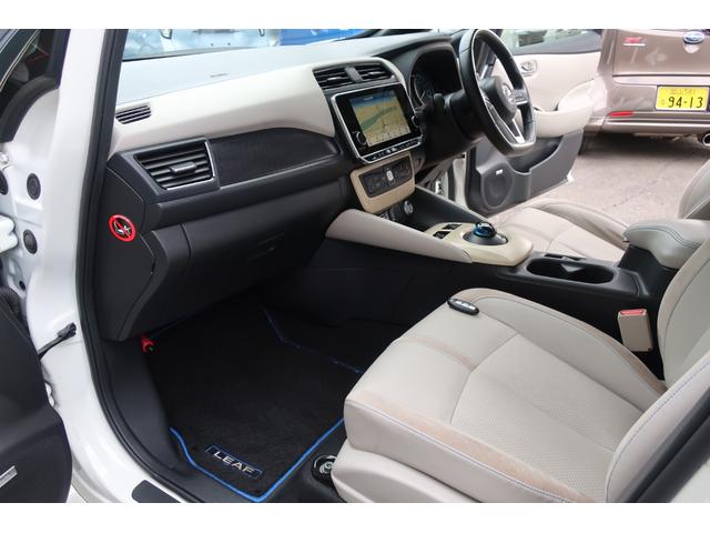 リーフ Ｇ　本革シート　ＢＯＳＥサウンド＋７スピーカー　ＬＥＤヘッド＆フォグ　プロパイロット　アラウンドビューモニター　コネクトナビ／地デジ／Ｂｌｕｅｔｏｏｔｈ／ＨＤＭＩ／ＥＴＣ２．０　ＢＳＭ　衝突軽減ブレーキ（69枚目）