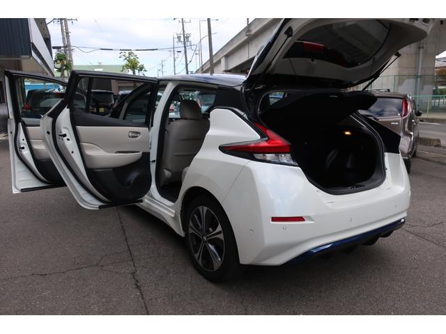 リーフ Ｇ　本革シート　ＢＯＳＥサウンド＋７スピーカー　ＬＥＤヘッド＆フォグ　プロパイロット　アラウンドビューモニター　コネクトナビ／地デジ／Ｂｌｕｅｔｏｏｔｈ／ＨＤＭＩ／ＥＴＣ２．０　ＢＳＭ　衝突軽減ブレーキ（80枚目）