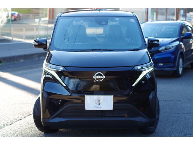サクラ Ｘ　アダプティブＬＥＤヘッド　メーカーＯＰ９型コネクトナビ／アラウンドビューモニター／フルセグＴＶ／Ｂｌｕｅｔｏｏｔｈ／ＡｐｐｌｅＣａｒＰｌａｙ／ＥＴＣ２．０　ニーエアバック　２００Ｖ７．５ｍ充電ケーブル（4枚目）