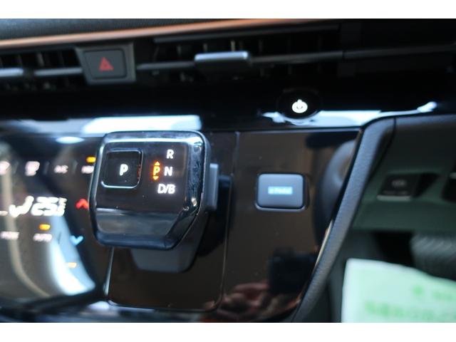サクラ Ｘ　アダプティブＬＥＤヘッド　メーカーＯＰ９型コネクトナビ／アラウンドビューモニター／フルセグＴＶ／Ｂｌｕｅｔｏｏｔｈ／ＡｐｐｌｅＣａｒＰｌａｙ／ＥＴＣ２．０　ニーエアバック　２００Ｖ７．５ｍ充電ケーブル（25枚目）