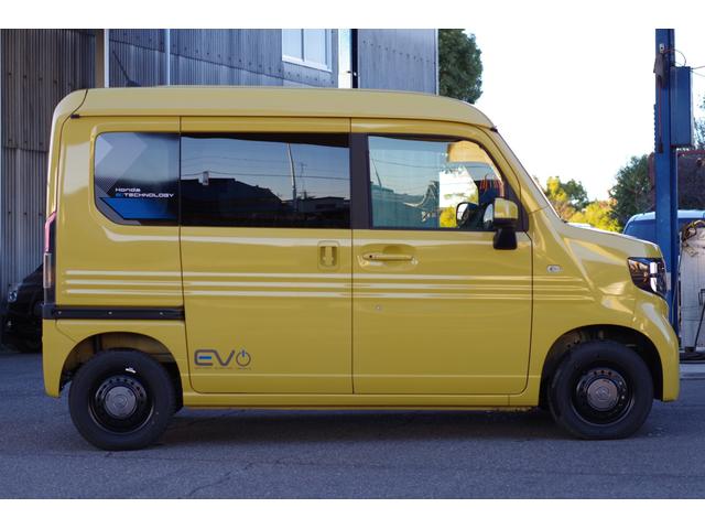 Ｎ－ＶＡＮ ｅ： ｅ：　ファン　純正８型コネクトナビ／フルセグＴＶ／Ｂｌｕｅｔｏｏｔｈ／ＵＳＢ／バックモニター　ホンダセンシング　ホンダコネクト　アダプティブクルーズ追従機能　シートヒーター　急速充電ポート　オートエアコン　標識認識（9枚目）