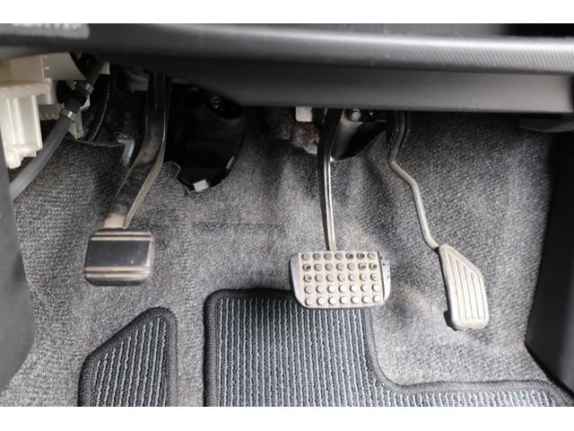 ムーヴ カスタム　Ｘ　ワンオーナー　ディスチャージヘッド　フォグ　プッシュスタート　社外アルミ　純正アルミ＋スタッドレスタイヤセット　オートエアコン　全車検点検整備記録簿　リアルーフスポイラー　純正マット＆ドアバイザー（27枚目）