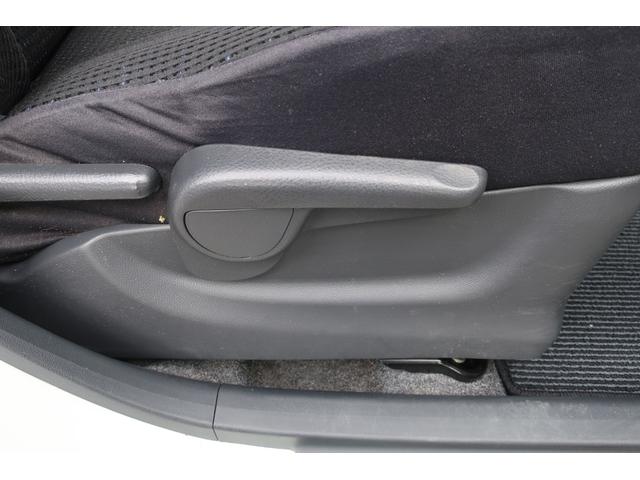 ムーヴ カスタム　Ｘ　ワンオーナー　ディスチャージヘッド　フォグ　プッシュスタート　社外アルミ　純正アルミ＋スタッドレスタイヤセット　オートエアコン　全車検点検整備記録簿　リアルーフスポイラー　純正マット＆ドアバイザー（35枚目）