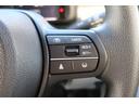 ｅ：　Ｌ４　純正８型ディスプレイオーディオ／Ｂｌｕｅｔｏｏｔｈ／ＡｐｐｌｅＣａｒＰｌａｙ／ＵＳＢ／バックモニター　スマートキー２個　ホンダセンシング　ホンダコネクト　アダプティブクルーズ　シートヒーター　急速充電（12枚目）