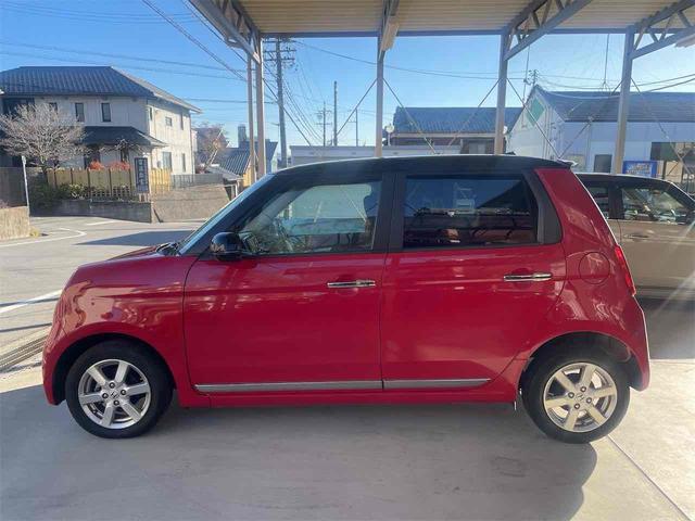 Ｎ－ＯＮＥ プレミアム　ＳＳパッケージ　ＥＴＣ　バックカメラ　ナビ　ＴＶ　衝突被害軽減システム　ＨＩＤ　スマートキー　アイドリングストップ　電動格納ミラー　シートヒーター　ベンチシート　ＣＶＴ　盗難防止システム　ＡＢＳ　ＥＳＣ　ＣＤ（17枚目）