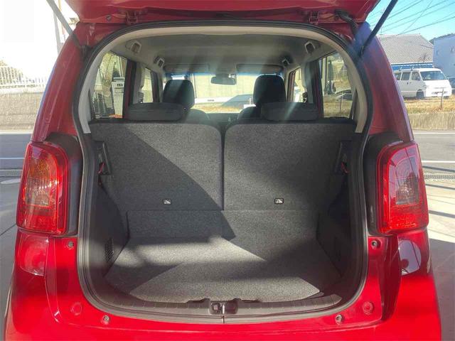 Ｎ－ＯＮＥ プレミアム　ＳＳパッケージ　ＥＴＣ　バックカメラ　ナビ　ＴＶ　衝突被害軽減システム　ＨＩＤ　スマートキー　アイドリングストップ　電動格納ミラー　シートヒーター　ベンチシート　ＣＶＴ　盗難防止システム　ＡＢＳ　ＥＳＣ　ＣＤ（18枚目）