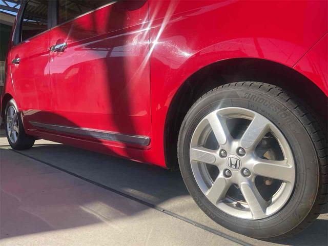 Ｎ－ＯＮＥ プレミアム　ＳＳパッケージ　ＥＴＣ　バックカメラ　ナビ　ＴＶ　衝突被害軽減システム　ＨＩＤ　スマートキー　アイドリングストップ　電動格納ミラー　シートヒーター　ベンチシート　ＣＶＴ　盗難防止システム　ＡＢＳ　ＥＳＣ　ＣＤ（26枚目）