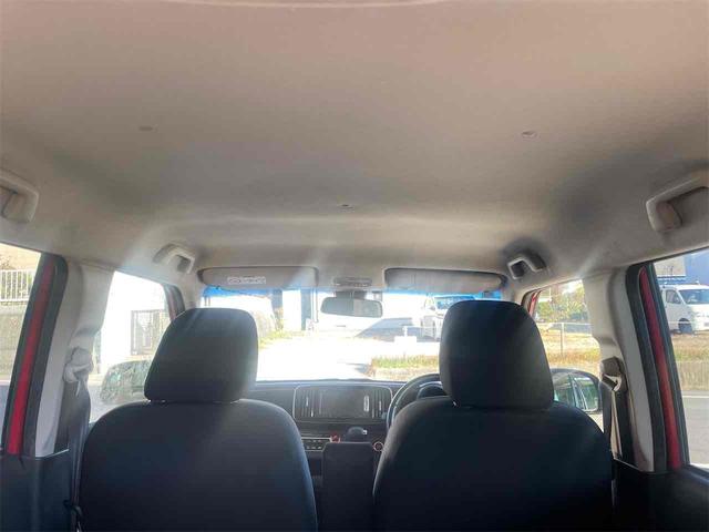 Ｎ－ＯＮＥ プレミアム　ＳＳパッケージ　ＥＴＣ　バックカメラ　ナビ　ＴＶ　衝突被害軽減システム　ＨＩＤ　スマートキー　アイドリングストップ　電動格納ミラー　シートヒーター　ベンチシート　ＣＶＴ　盗難防止システム　ＡＢＳ　ＥＳＣ　ＣＤ（35枚目）