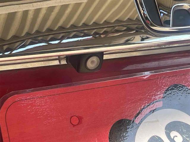 Ｎ－ＯＮＥ プレミアム　ＳＳパッケージ　ＥＴＣ　バックカメラ　ナビ　ＴＶ　衝突被害軽減システム　ＨＩＤ　スマートキー　アイドリングストップ　電動格納ミラー　シートヒーター　ベンチシート　ＣＶＴ　盗難防止システム　ＡＢＳ　ＥＳＣ　ＣＤ（39枚目）